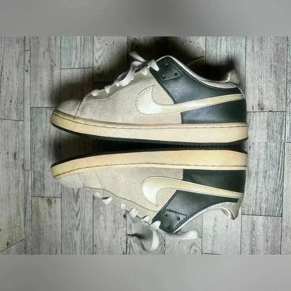 Nike Kobe Zoom Air Low Top Sneakers Youth Size 6.5Y (US) |